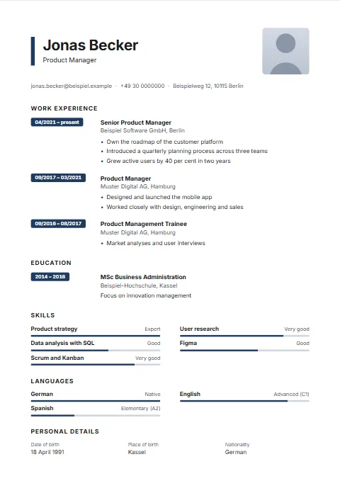 Tag CV template: The dates as filled tags in the left-hand column, a bold bar beside the name and the photo on the right.