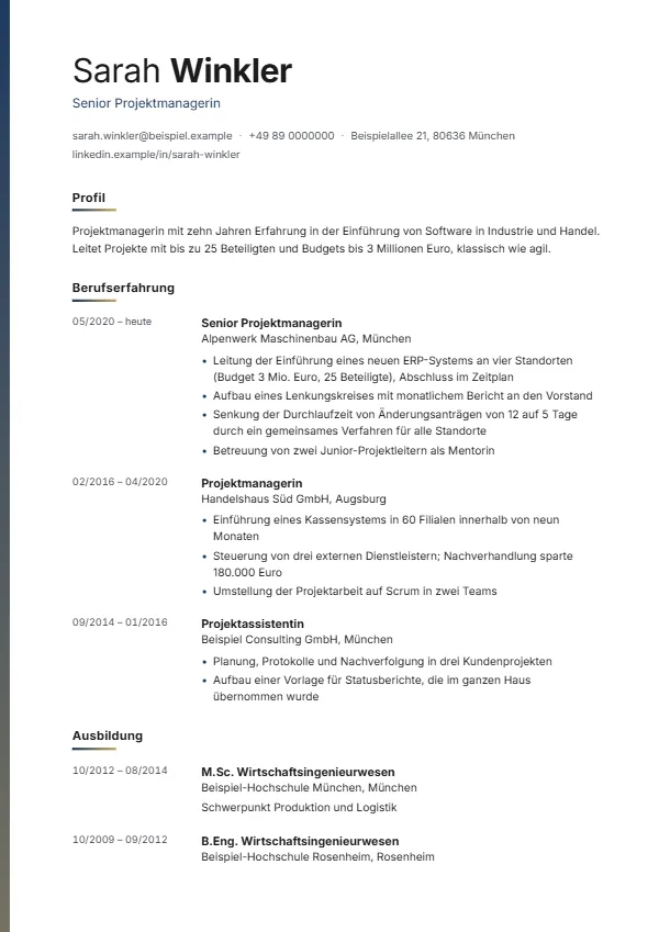Beispiel-Lebenslauf einer Projektmanagerin in der Vorlage Dawn, Farbe Dunkelblau